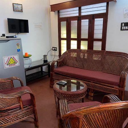 White Villa Guest House Pondicherry Luaran gambar